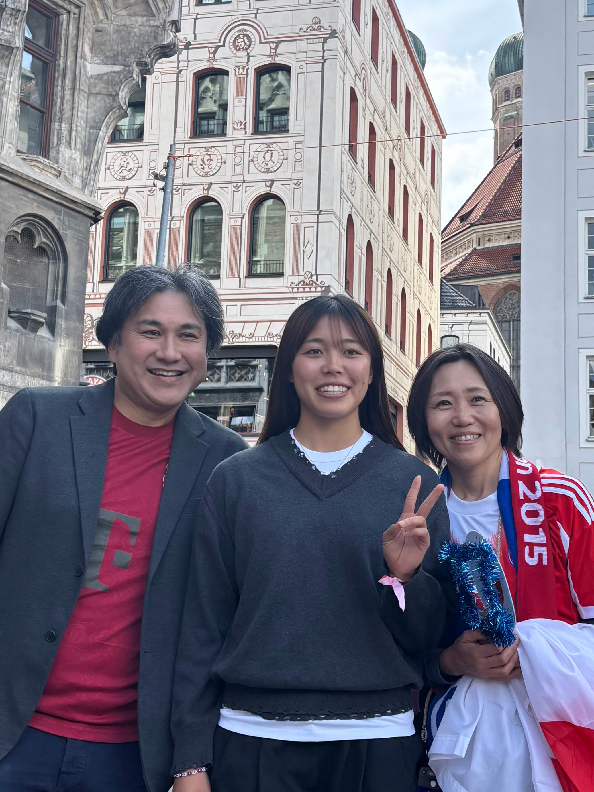 今シーズン、全ての試合日程を終え、一緒に記念撮影