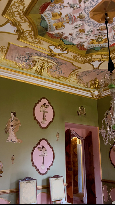 後期バロック×和が調和した「日本の間」