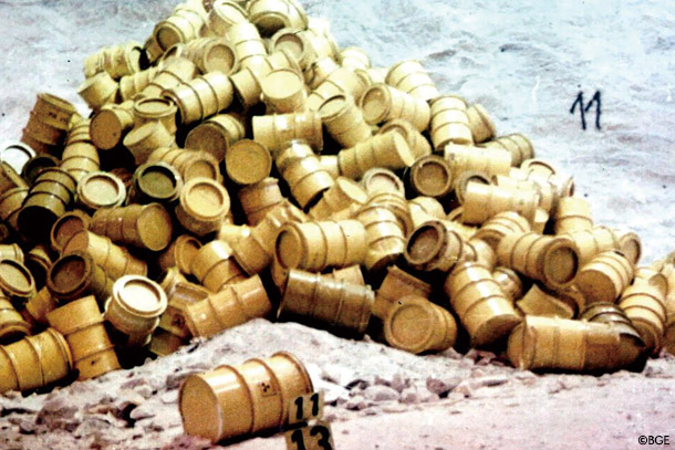 放射性廃棄物のドラム缶